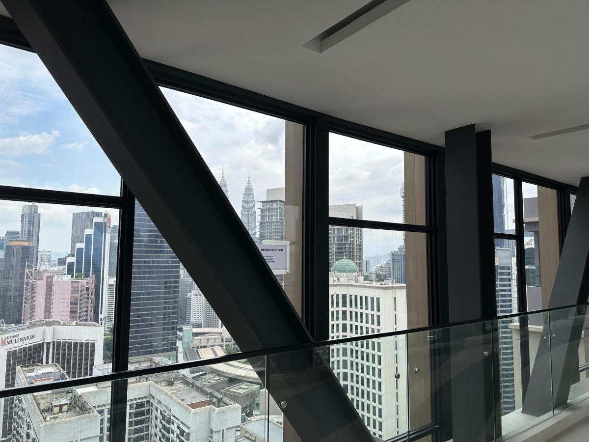 Crystal At Axon Near Pavilion Kuala Lumpur